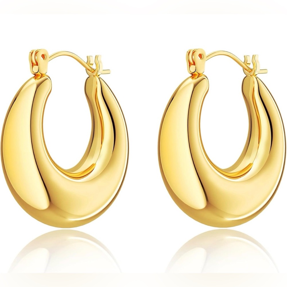 Gold Tick Oval Hoop Earrings